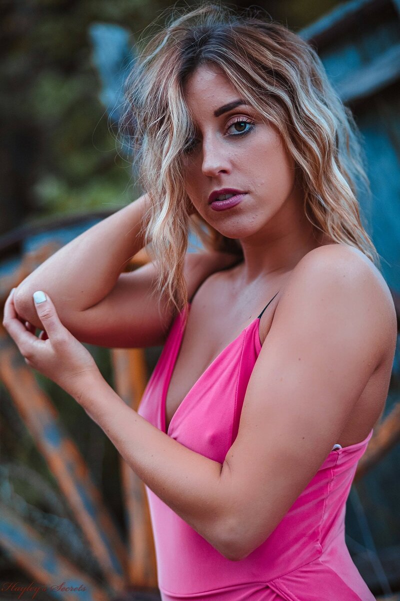 Аделина, 22