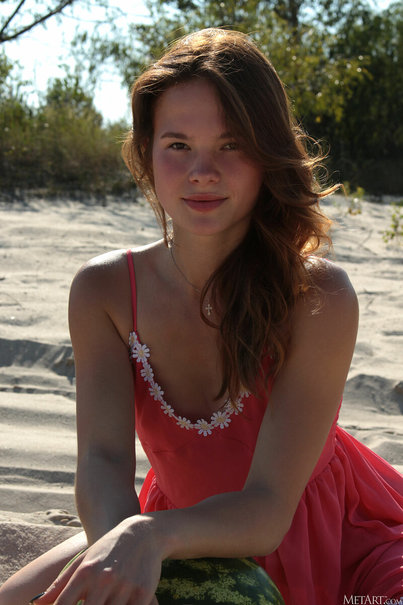 Людмила, 24